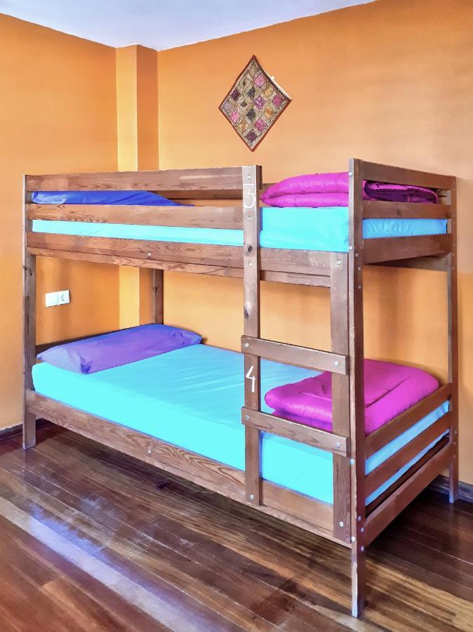 Meiga Backpackers Hostel Santiago de Compostela Exterior photo